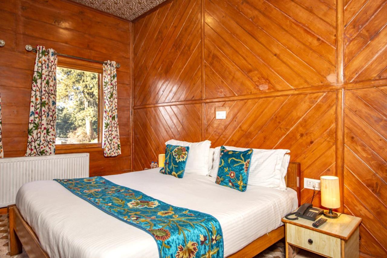 Gulmarg Ski Hill Resort Exteriör bild