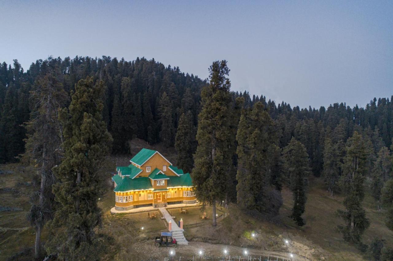 Gulmarg Ski Hill Resort Exteriör bild